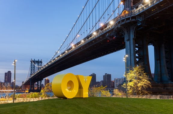 OY YO, 2015, Painted aluminum, 96 x 204 x 60 inches (243.84 x 518.16 x 152.4 cm), 1,835 lbs, Edition of 6